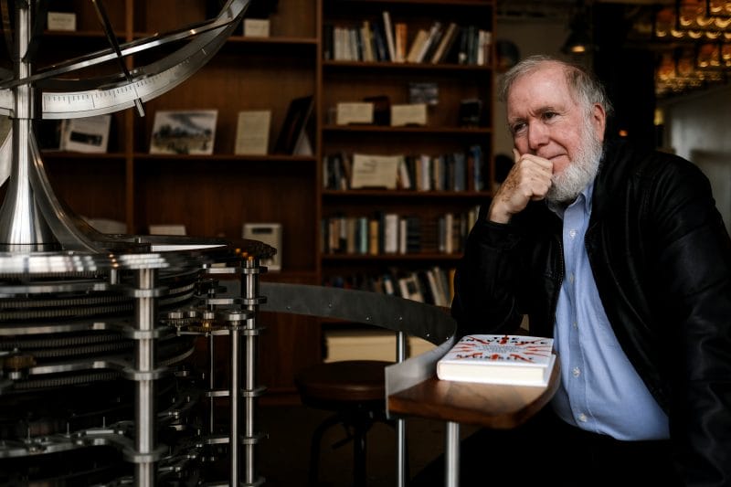 Kevin Kelly headshot